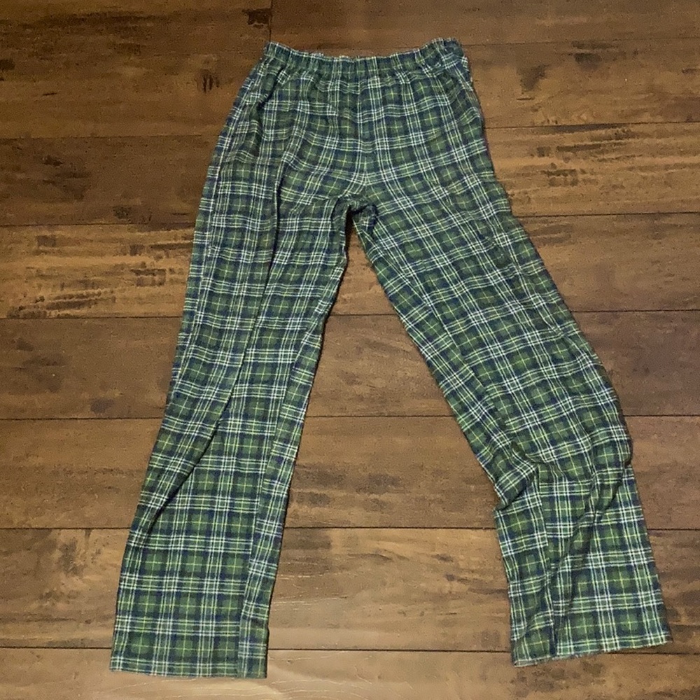Boys, green plaid pants.